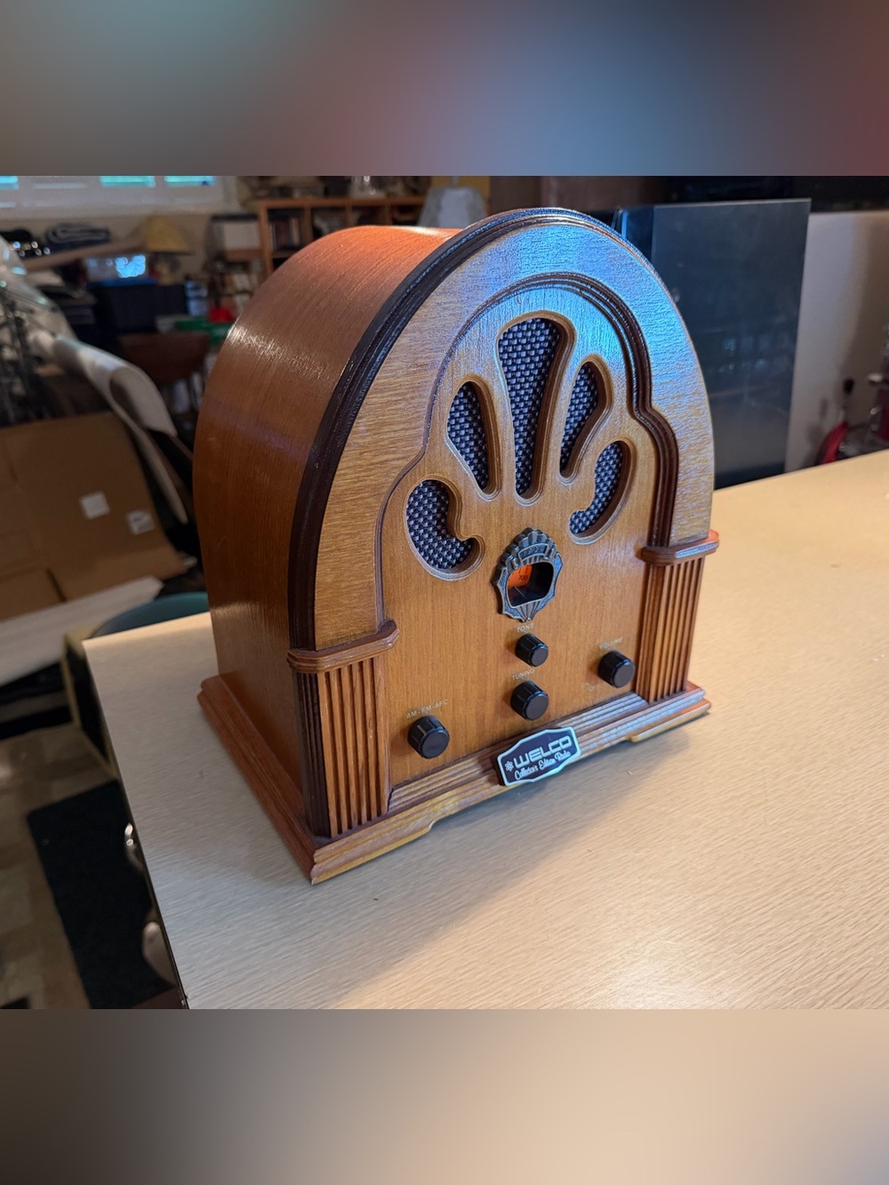 Vintage WELCO Collector’s Edition Wooden AM/FM Radio Retro Arch Cabinet Tested🎶 - Picture 4 of 7